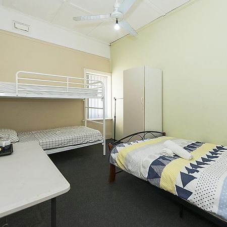 Victoria Park Lodge Perth Ngoại thất bức ảnh