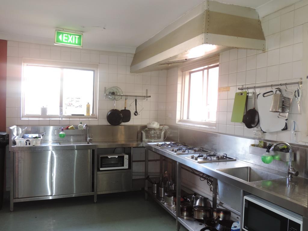 Victoria Park Lodge Perth Ngoại thất bức ảnh