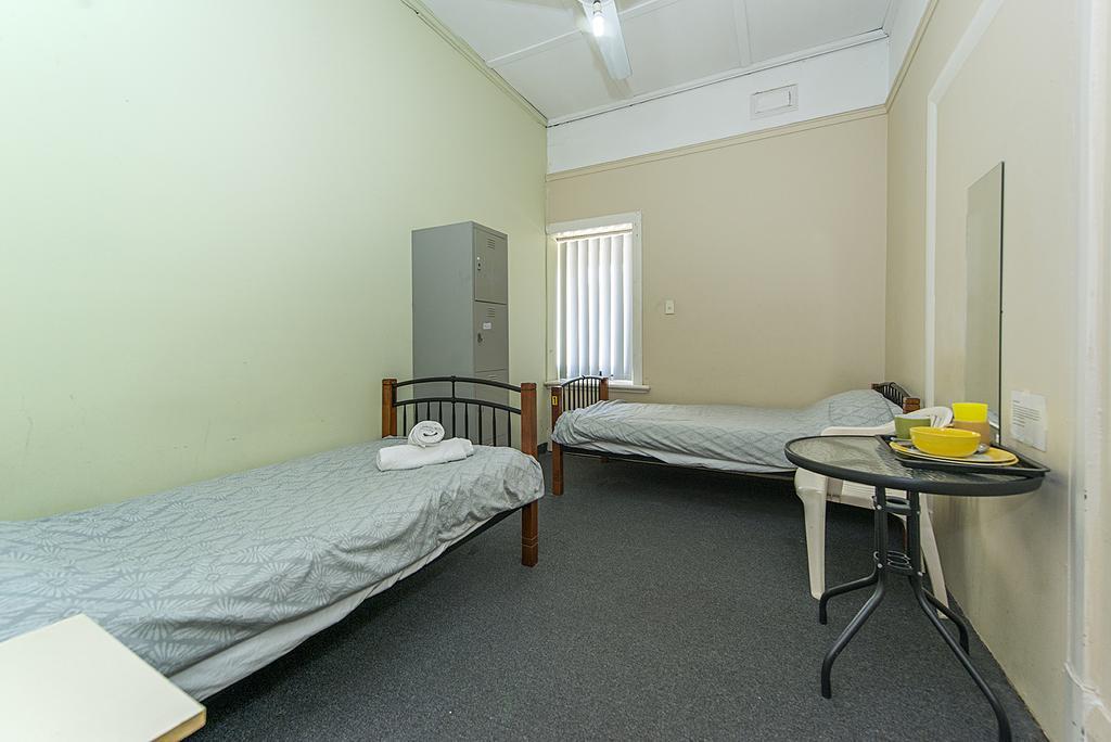 Victoria Park Lodge Perth Ngoại thất bức ảnh