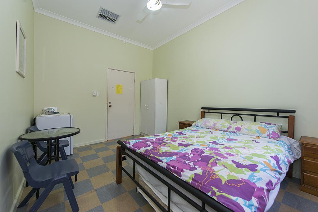 Victoria Park Lodge Perth Ngoại thất bức ảnh