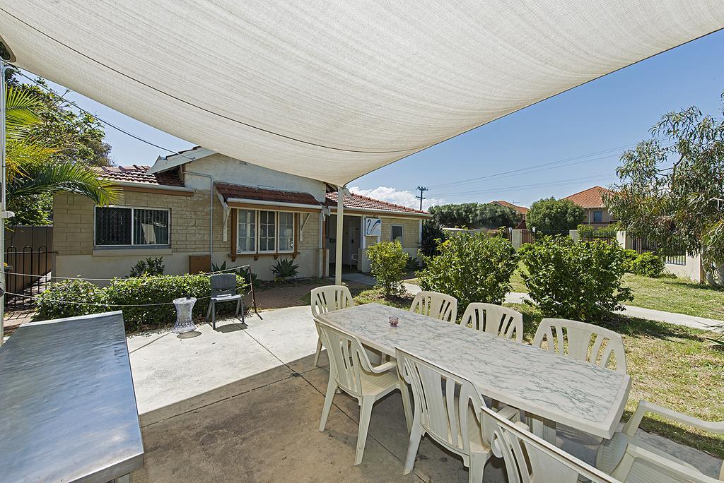 Victoria Park Lodge Perth Ngoại thất bức ảnh
